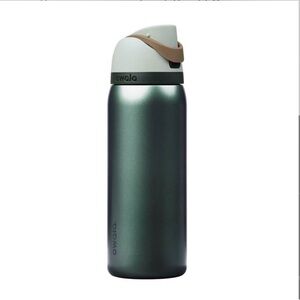 NEW Special Edition Holiday Owala 32oz FreeSip Water Bottle - wintergreen